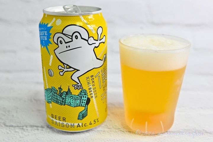 ビールを注いだ写真